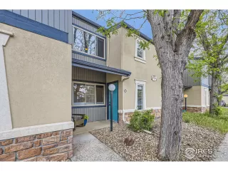 Photo #1: 1034935 Listing