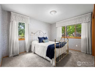Photo #3: 1034965 Listing