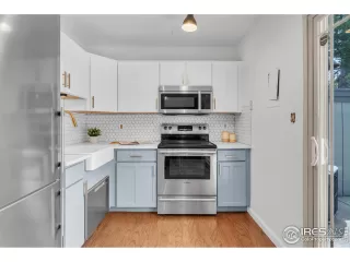 Photo #4: 1035050 Listing