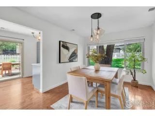 Photo #6: 1035050 Listing