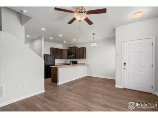 Photo #6: 1035146 Listing 