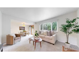 Photo #5: 1035161 Listing