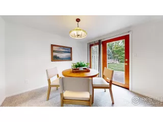 Photo #6: 1035161 Listing