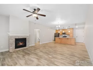 Photo #5: 1035208 Listing