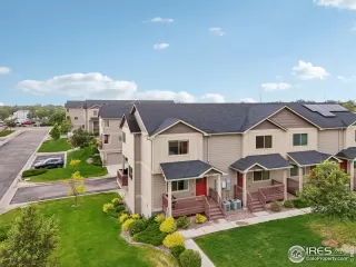 Photo #3: 1035225 Listing