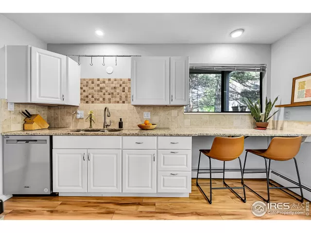 MLS: 1035335 Condo For Sale