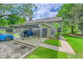 Photo #3: 1035335 Listing