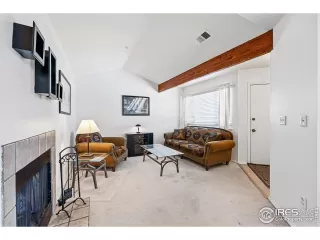 Photo #3: 1035410 Listing