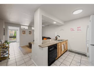 Photo #3: 1035456 Listing