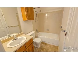Photo #3: 1035504 Listing