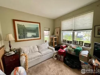 Photo #6: 1035566 Listing