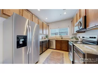 Photo #6: 1035582 Listing