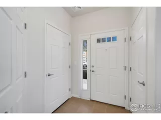 Photo #2: 1035593 Listing