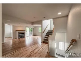 Photo #5: 1035636 Listing 