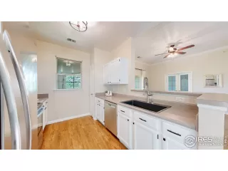 Photo #6: 1035675 Listing