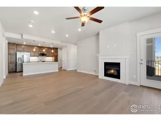 Photo #3: 1035853 Listing