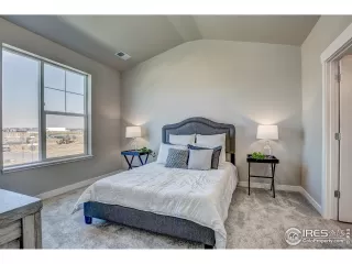 Photo #5: 1035854 Listing