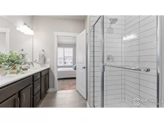 Photo #6: 1035854 Listing