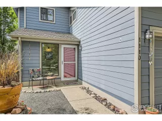 Photo #2: 1035875 Listing