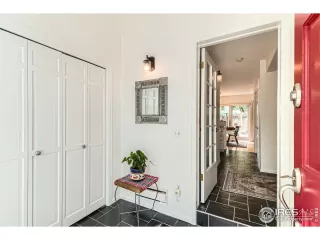 Photo #3: 1035875 Listing