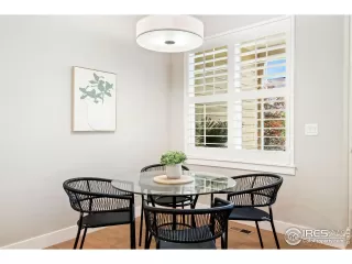 Photo #5: 1035876 Listing