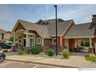 Photo #6: 1035881 Listing