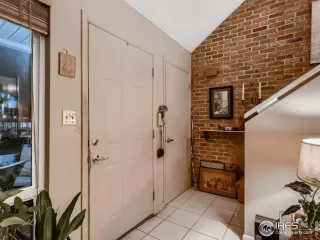 Photo #5: 1035941 Listing 