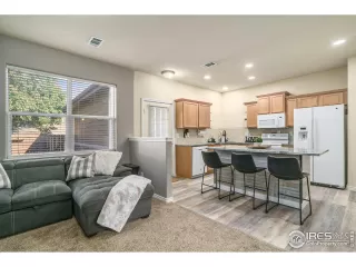 Photo #4: 1035960 Listing