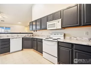 Photo #2: 1035971 Listing