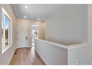 Photo #4: 1035996 Listing