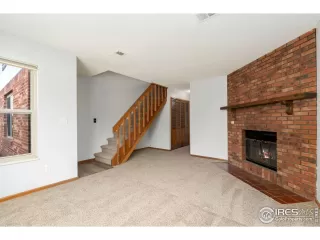 Photo #6: 1036018 Listing