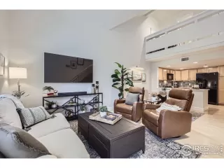 Photo #6: 1036055 Listing 