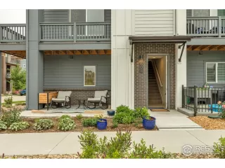 Photo #4: 1036168 Listing