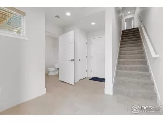 Photo #5: 1036168 Listing