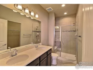 Photo #5: 1036186 Listing 