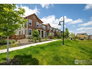 Photo #2: 1036196 Listing