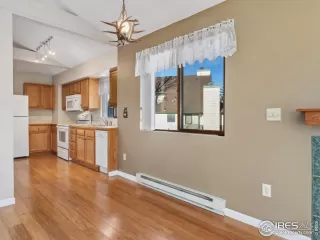 Photo #6: 1036238 Listing