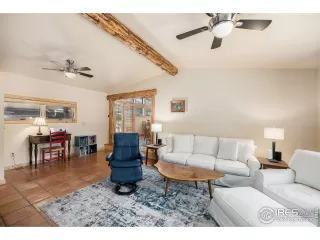 Photo #2: 1036241 Listing