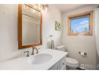 Photo #5: 1036241 Listing