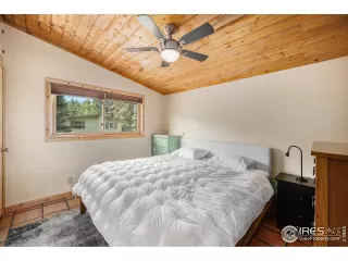 Photo #6: 1036241 Listing