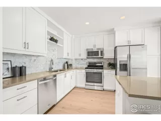 Photo #3: 1036262 Listing 