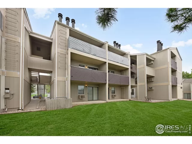 MLS: 1036271 Condo For Sale