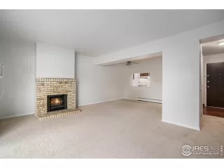 Photo #2: 1036320 Listing