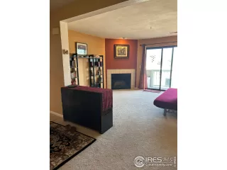 Photo #6: 1036386 Listing