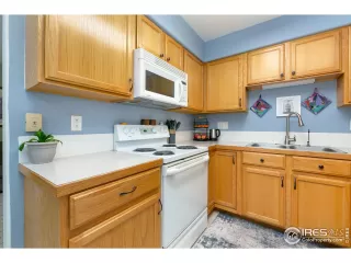 Photo #4: 1036395 Listing