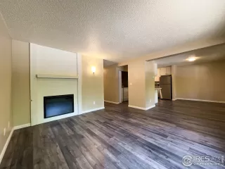 Photo #5: 1036404 Listing