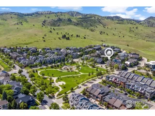 Photo #4: 1036414 Listing