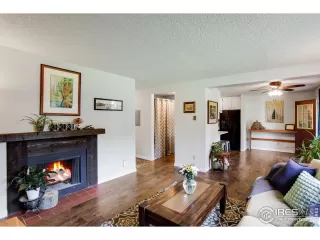 Photo #4: 1036427 Listing