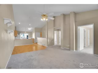 Photo #4: 1036434 Listing