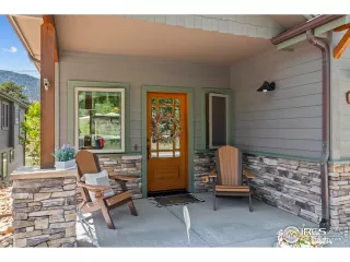 Photo #3: 1036454 Listing